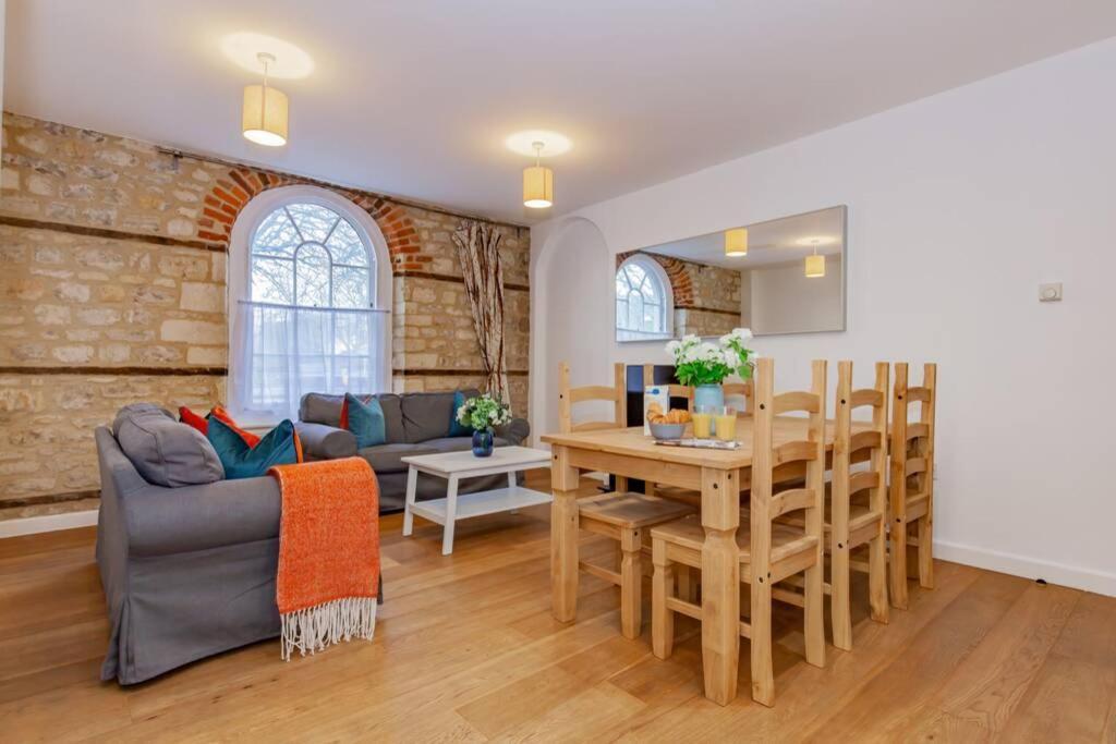 Unique And Quirky Central Apartment With Parking オックスフォード エクステリア 写真