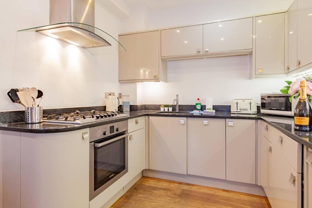 Unique And Quirky Central Apartment With Parking オックスフォード エクステリア 写真